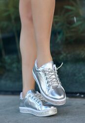 Pabucmarketi - Pabucmarketi Kadın Gümüş Gri Bağcıklı Spor Ayakkabı